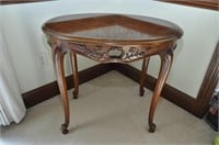 Queen Anne Style Oval Tea Table