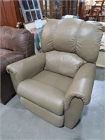 PLEATHER OVERSIZED RECLINER