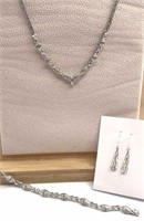 Swarovski Elements matching necklace & bracelet