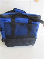 COOLER BAG WITH PIKNIK SET AND BLANKET W WHEELS