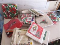 LARGECOLLECTION OF VINTAGE HOLIDAY NAPKINS