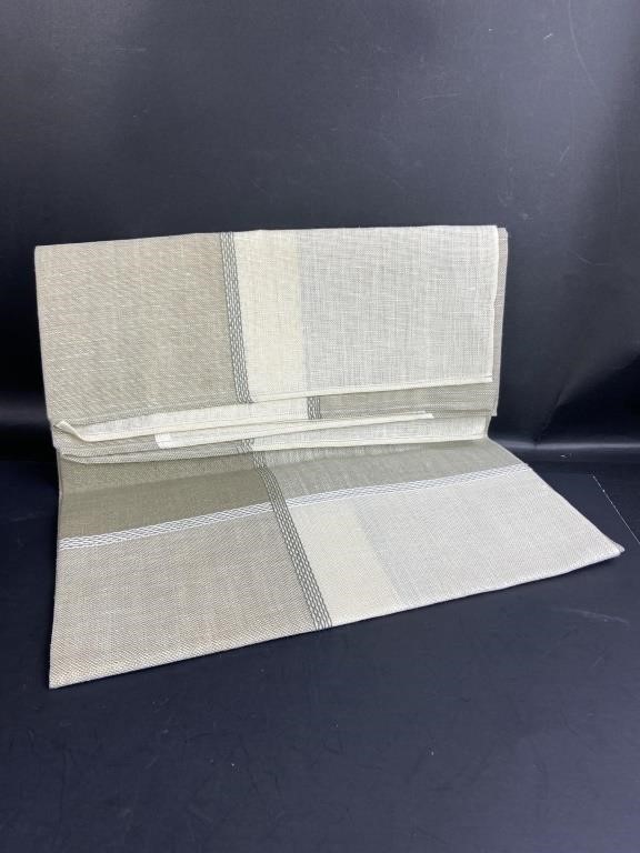 Square 38" x 38" Outdoor Burlap? Table Cloth