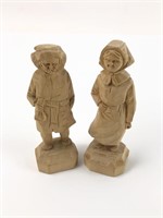 Hand carved elderly couple from Quebec,  Ca