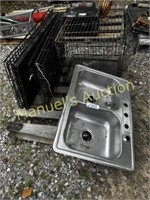 (3) PET CAGES & STAINLESS STEEL DOUBLE SINK