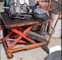 Hydraulic lift cart - orange 4 wheel with handle -