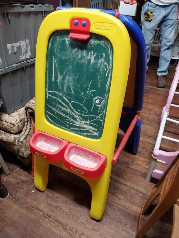 Crayola Activity Center Chalkboard