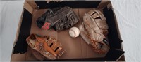 3 Baseball Gloves & Ball