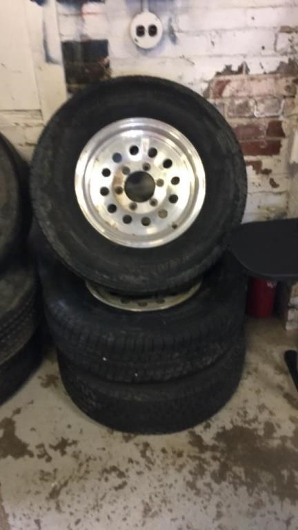 3 15 inch aluminum rims w tires