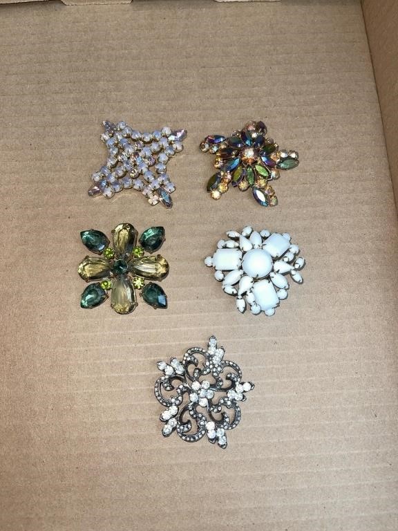 Vintage Brooches