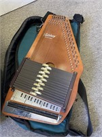 Autoharp in Case, needs cleaning