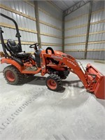 401-KUBOTA BX2380 4WD W/ BUCKET IN GREAT CONDITION