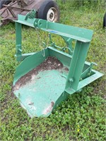 Green 3pt Dirt Scoop - Good Condition-Push or Pull