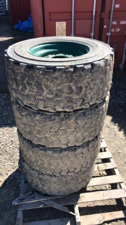 (12-16.5) Skidsteer  Tires and Rims