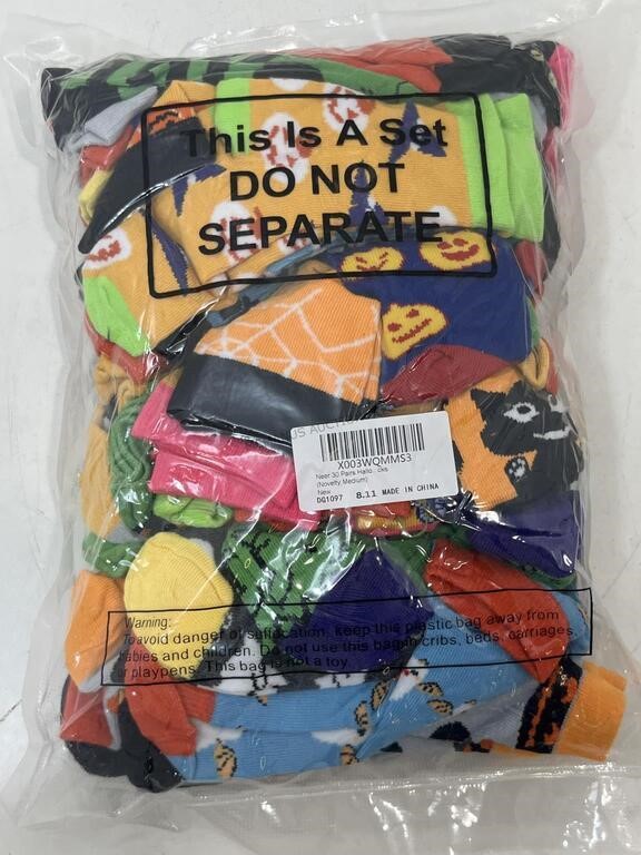 Sealed bag 30 pair novelty socks. Size M.