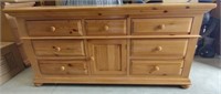 Broyhill 9 Drawer Wood Dresser w/Mirror 70"x19x34"