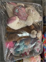 Bag with plush animals