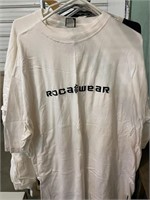 Roca wear shirt size xl