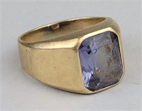 10K Gold & Grey Spinel Omany Ring.