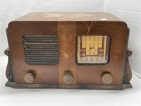 Antique Stromberg-Carlson Radio