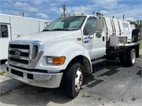 2005 FORD F-650