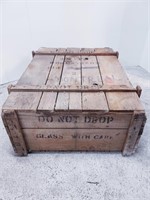 ANTIQUE CRATE - MOSS & BOYD