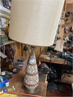 MCM LAMP WITH SHADE