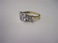 14K Yellow Gold Ring with 3 CZs Size 7