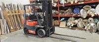 Indoor Model Toyota Model 25 forklift triple Mass