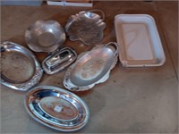 Enamel pan, aluminum trays, etc.