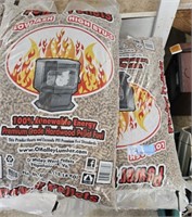 11-40 LBS BAG OF PELLETS FOR STOVE