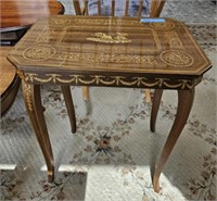 INLAID LIFT TOP MUSIC BOX TABLE
