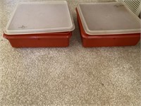 Tupperware with lids