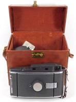 * Polaroid 150 Land Camera w/ Carrying Case -