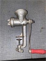 Keystone grinder