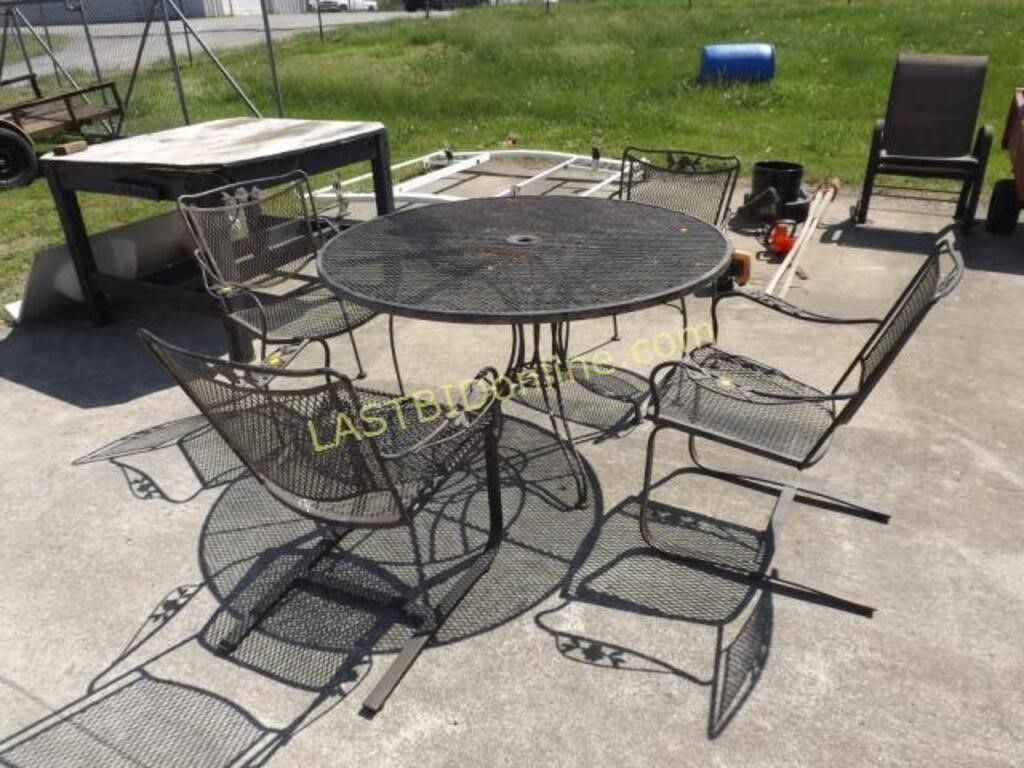 Metal Patio Round Table & 4 Chair Set