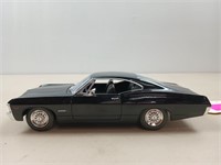 1967 Chevrolet Impala SS diecast car 1:24 scale