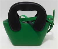 New MUVA Chic Handbag w/ Dust Cover