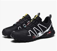 New (Size 39)  Mens Walking Shoes Road Running