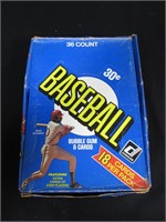 1981 DONRUSS BASEBALL WAX BOX WITH CARDS