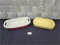 Red Corningware dish and yellow dish