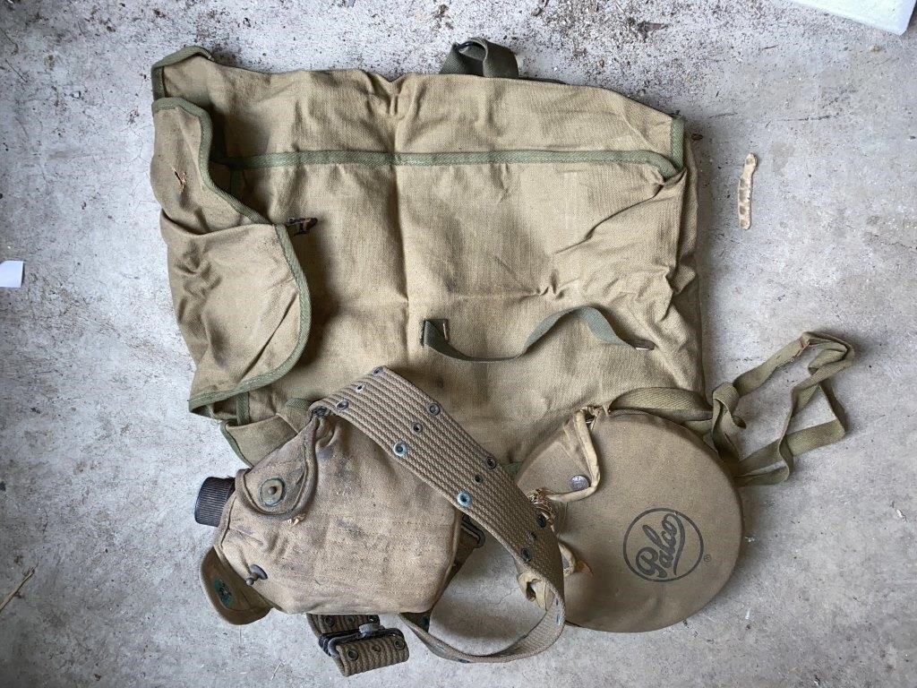 (2) CANTEENS & MILITARY SACK