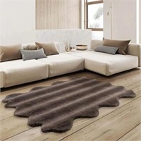 New Mon Chateau Luxe Faux Fur 5’3 x 5’10 Rug
