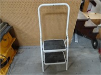 Living Sure 2-Step Ladder with Hand Rail 43" Tall