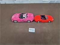 2 Die-cast modle cars