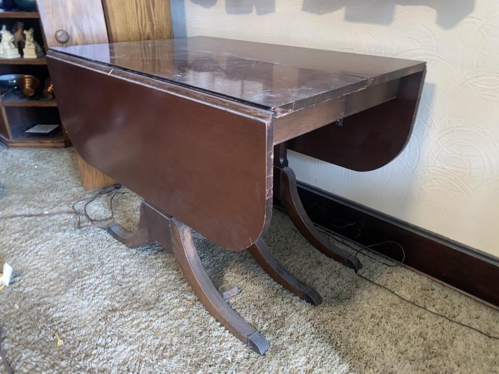WOODEN DROP LEAF TABLE (40" X 27" X 29") LEAVES