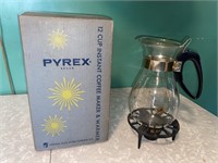 PYREX 12-CUP GLASS COFFEE MAKER & WARMER IN BOX
