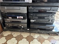 (8) VCR PLAYERS INCLUDING PANASONIC, EMERSON,