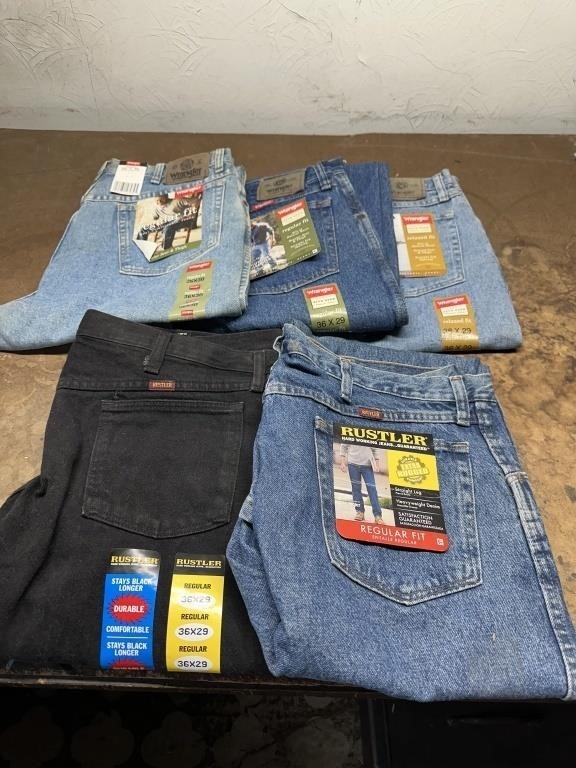 (3) PAIRS OF NEW WRANGLER JEANS & (2) PAIRS OF
