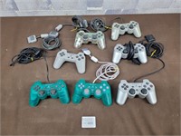 7 Sony Play Station 2 game controllers