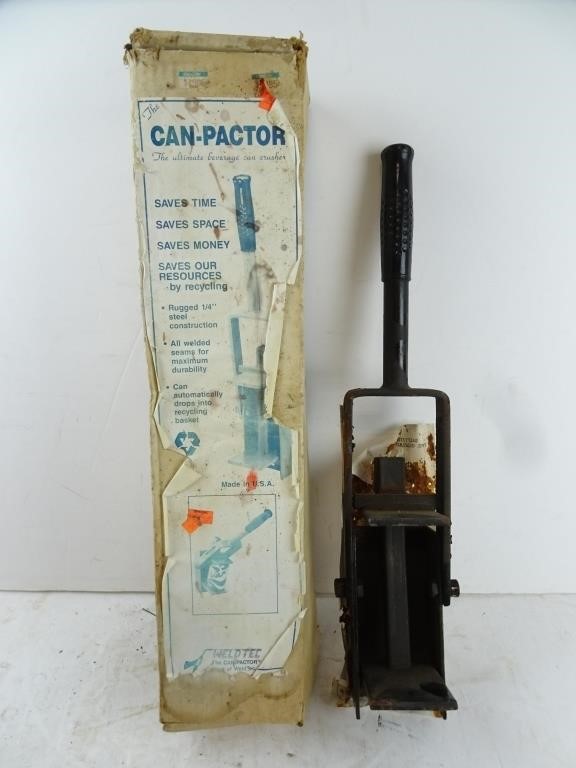 Vintage Can-pactor Can Crusher in Box (Works but